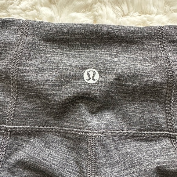 Lululemon Pace Rival High-Rise Crop 22”, Heathered Black/Black, Size 4 - Picture 5 of 5